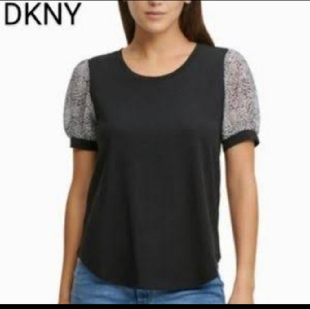 DKNY womens size medium top